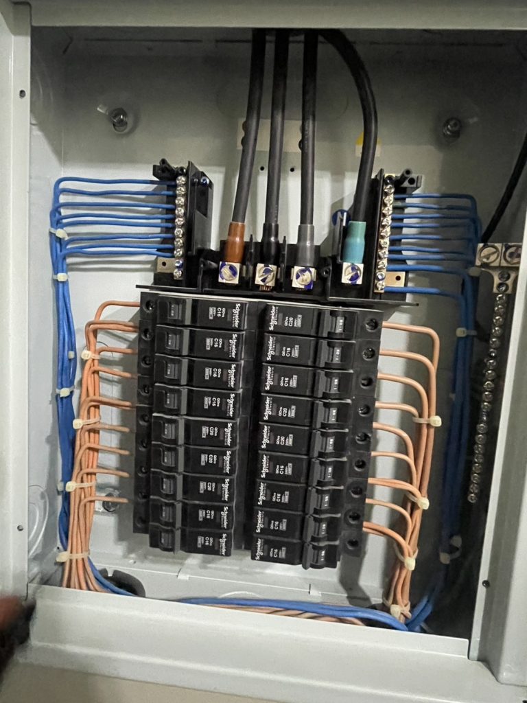 เช็กตู้โหลดเซ็นเตอร์หลังติดตั้ง