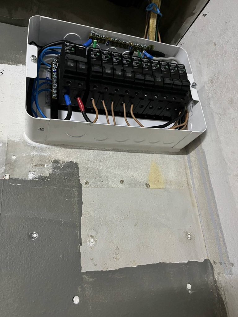 เบรกเกอรในตู้คอนซูมเมอร์