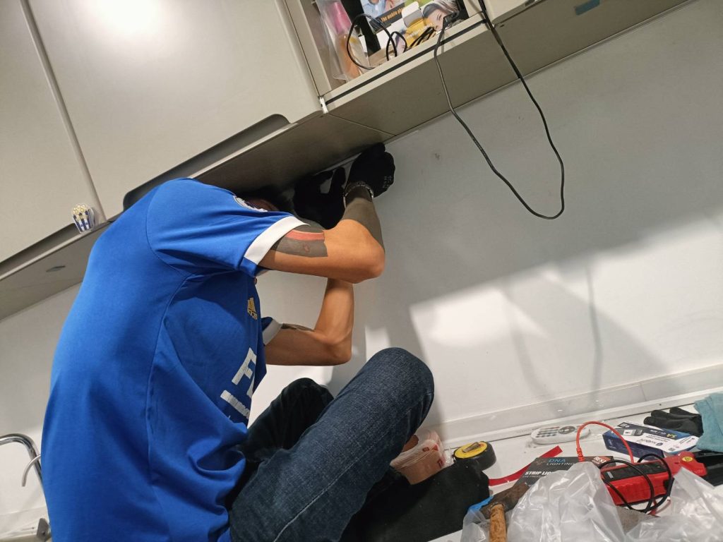 ติดตั้งไฟเส้นLED