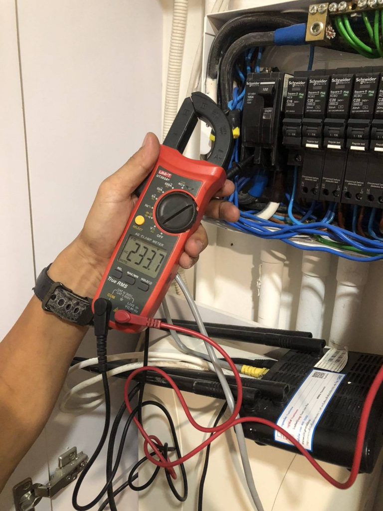 วัดไฟตู้คอนซูมเมอร์