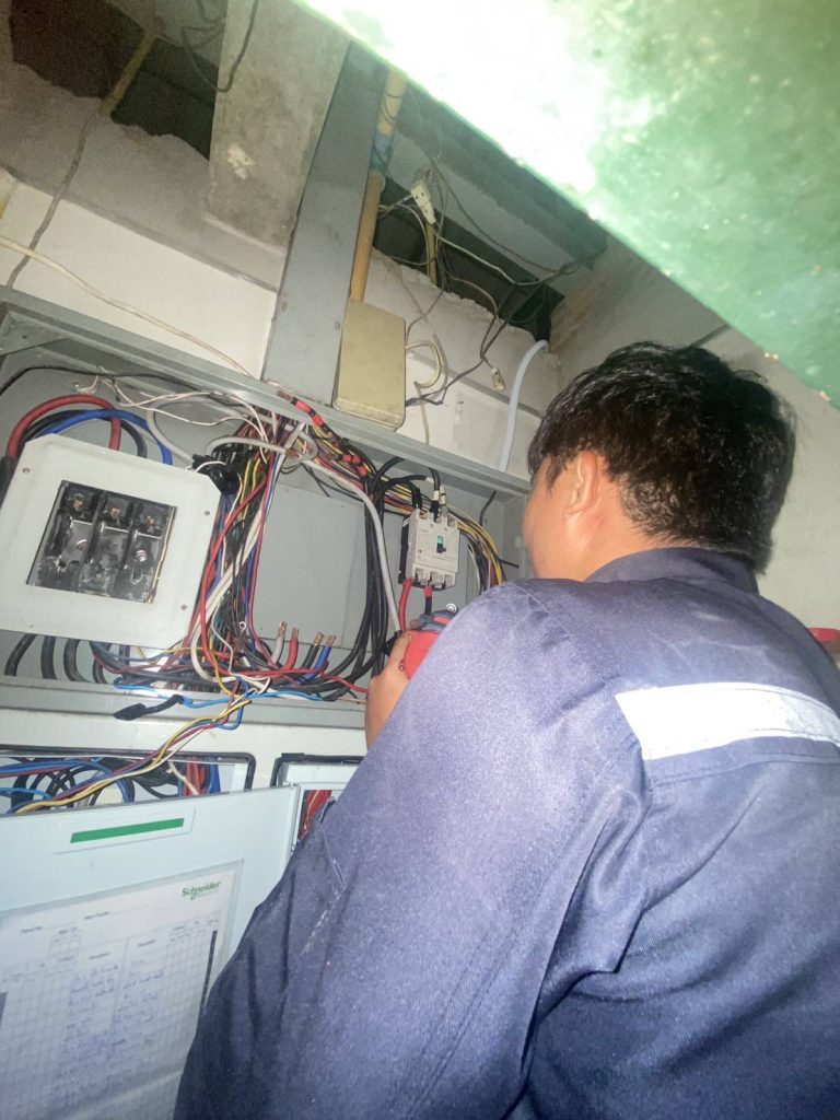 ตรวจเช็กตู้คอนซูมเมอร์