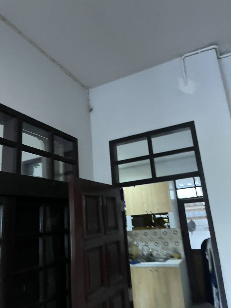 แนวท่อสายไฟ