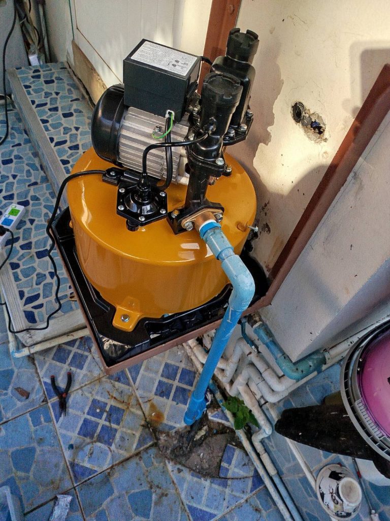 ปั๊มน้ำ