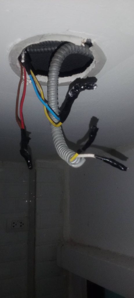 สายไฟดาวน์ไลท์