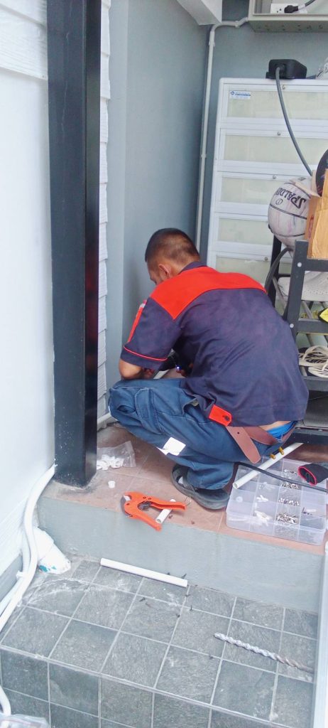 เดินท่อร้อยสาย