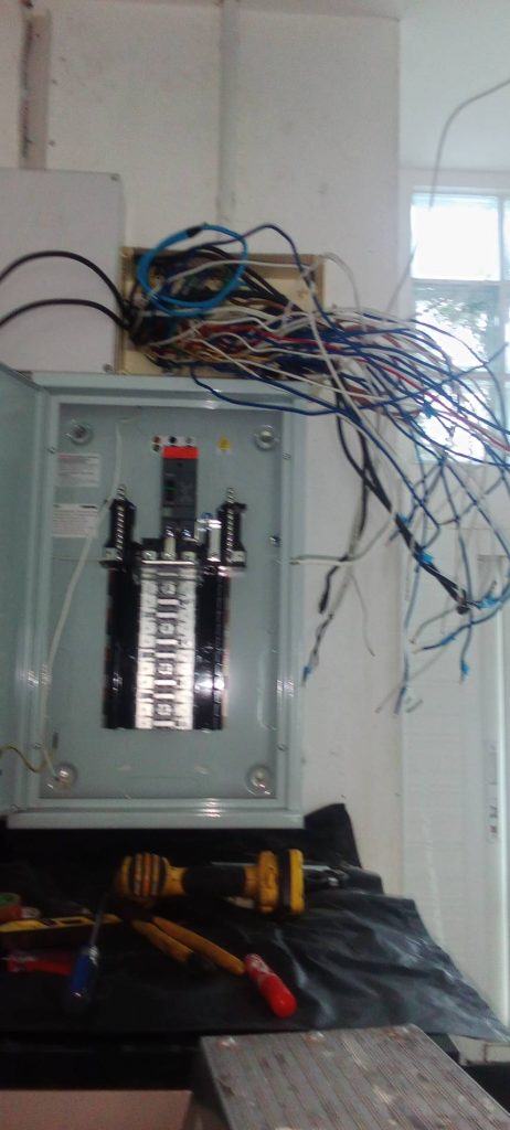 ติดตั้งตู้โหลดเซ็นเตอร์