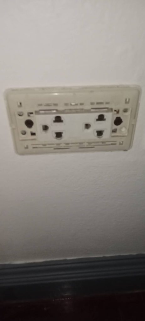 ปลั๊กไฟ