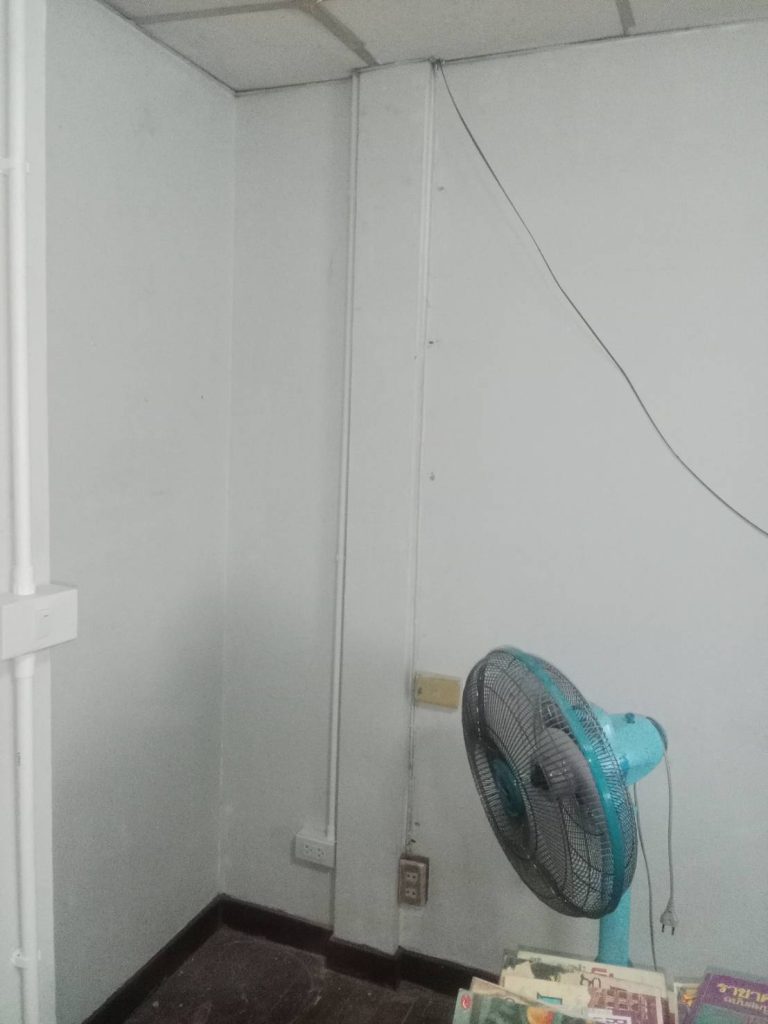 แนวท่อสายไฟ