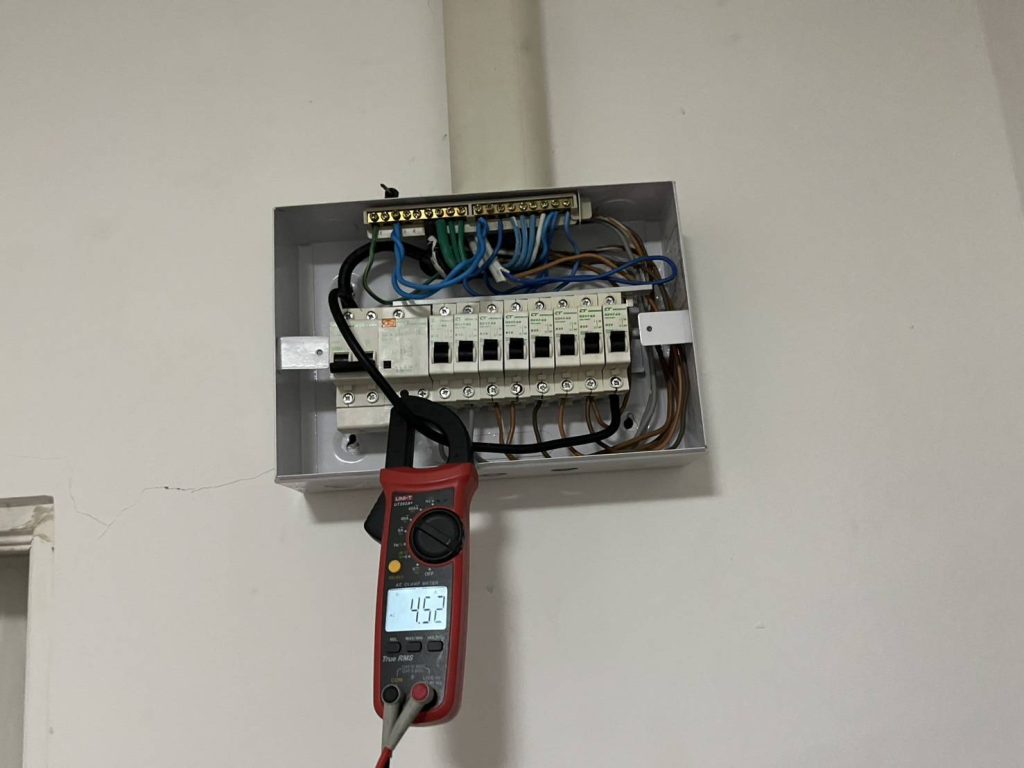 วัดไฟตู้คอนซูมเมอร์