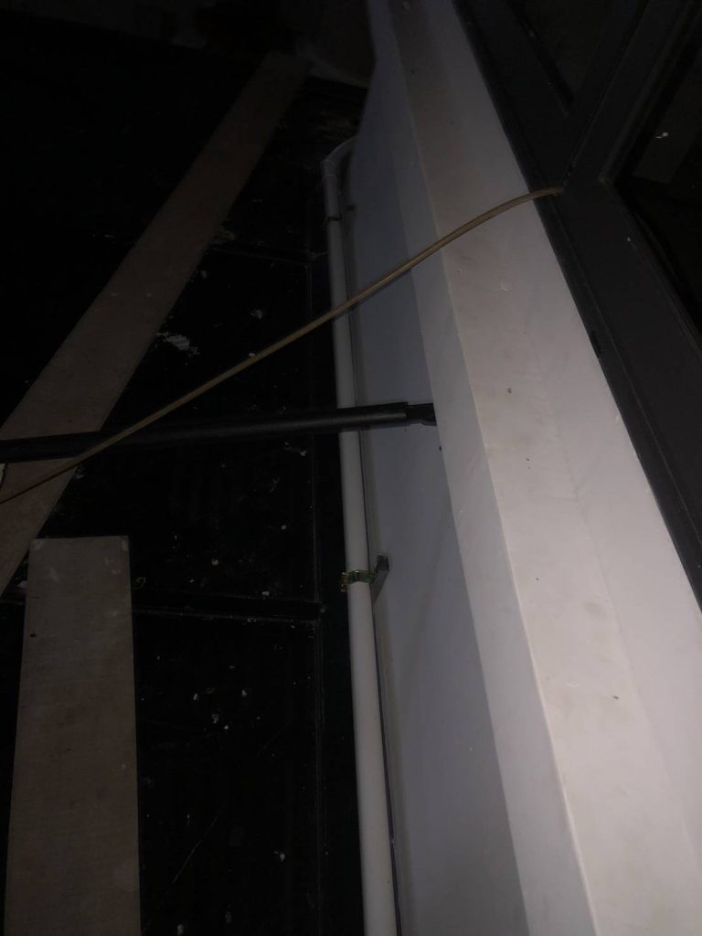 แนวท่อสายไฟ