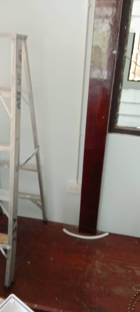 แนวท่อสายไฟ