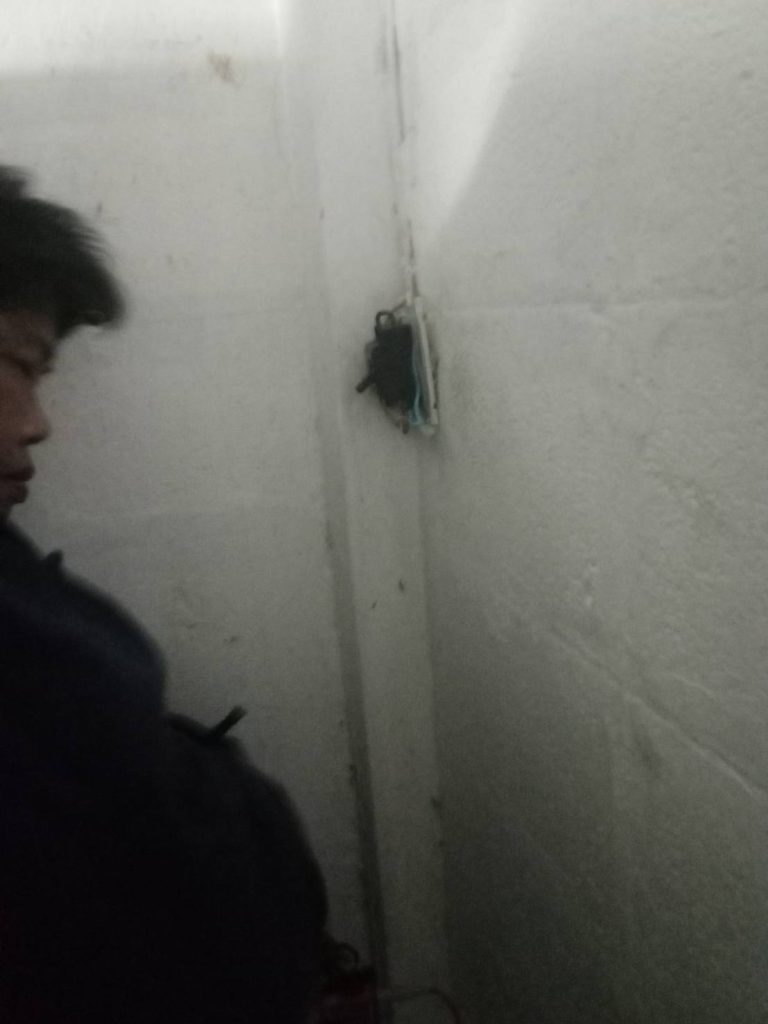 เบรกเกอร์