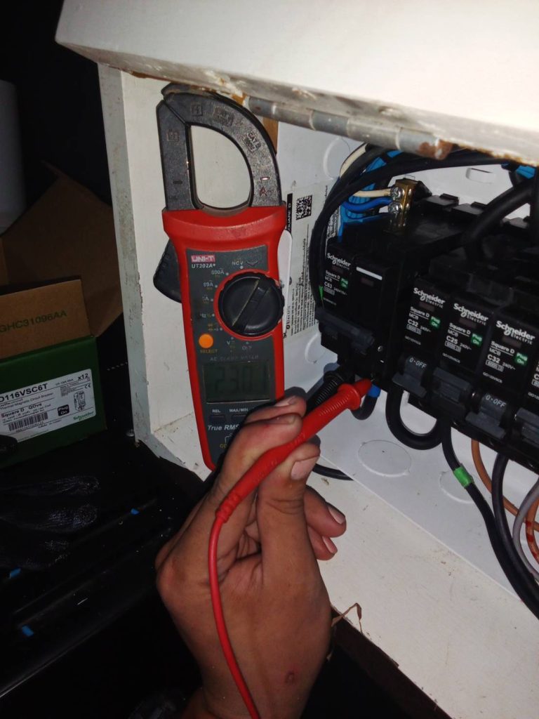 วัดไฟตู้คอนซูมเมอร์