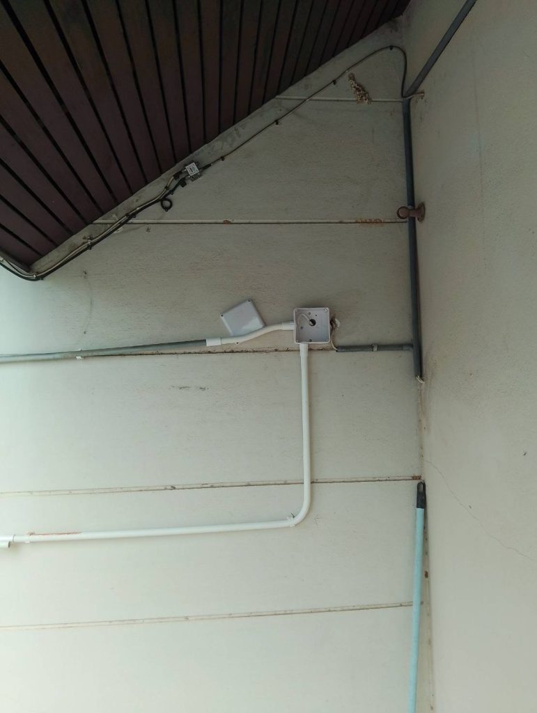 เดินท่อร้อยสาย