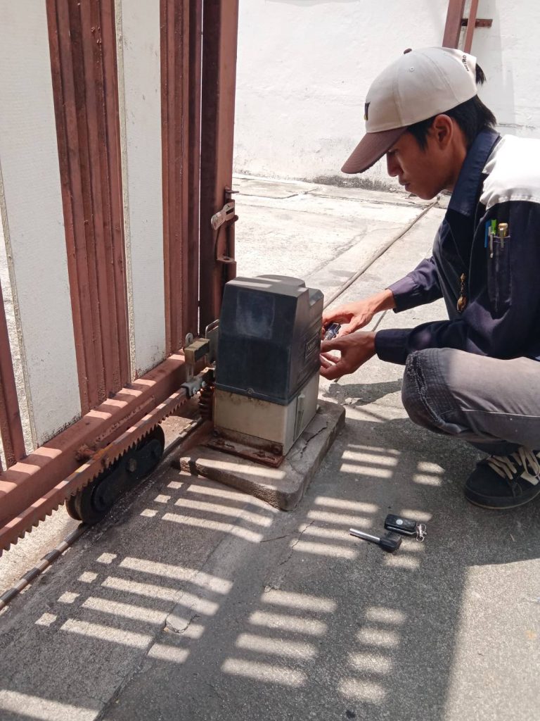 ตรวจเช็กมอเตอร์ประตูรีโมท