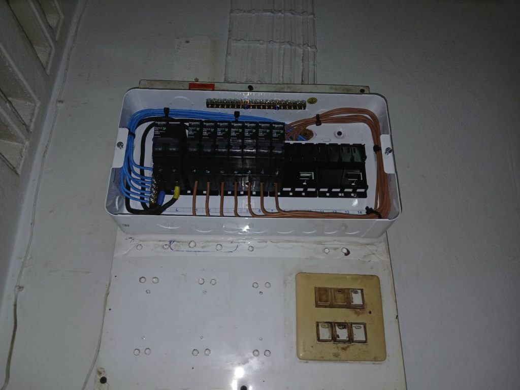 งานติดตั้งตู้คอนซูมเมอร์