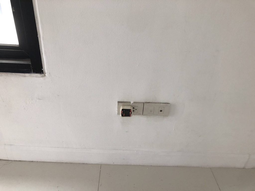 ทดสอบปลั๊กไฟ