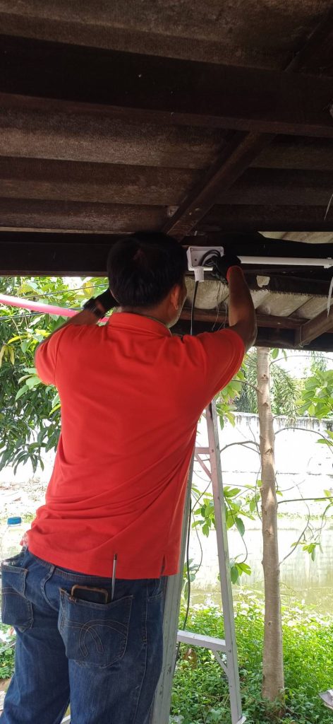 เดินท่อร้อยสายไฟ