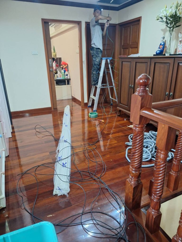 เดินท่อร้อยสาย