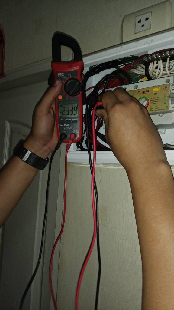 วัดไฟตู้คอนซูมเมอร์