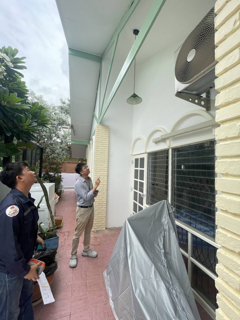 ช่างเข้าดูหน้างาน