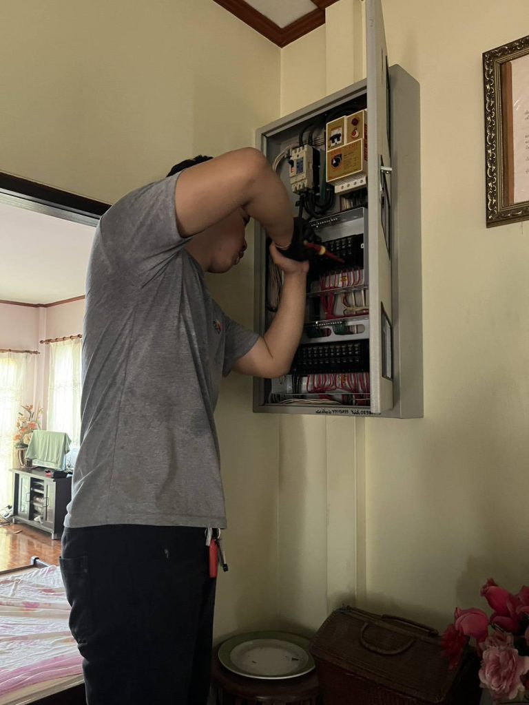 ตรวจเช็กตู้โหลดเซ็นเตอร์