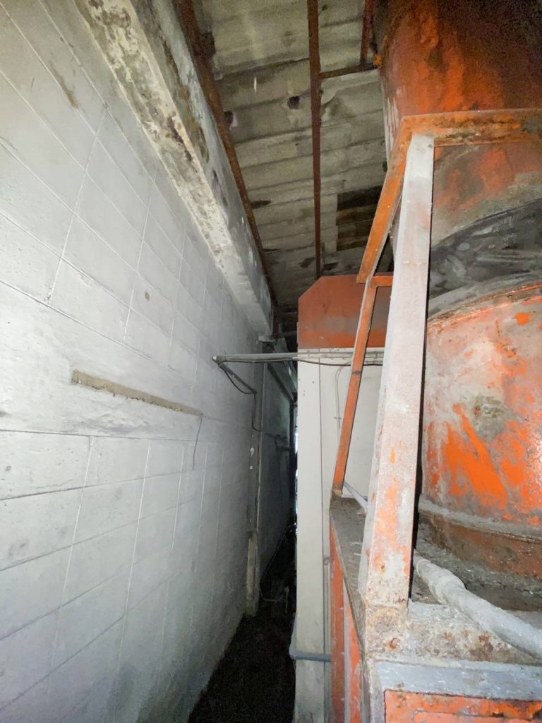 แนวท่อสายไฟ