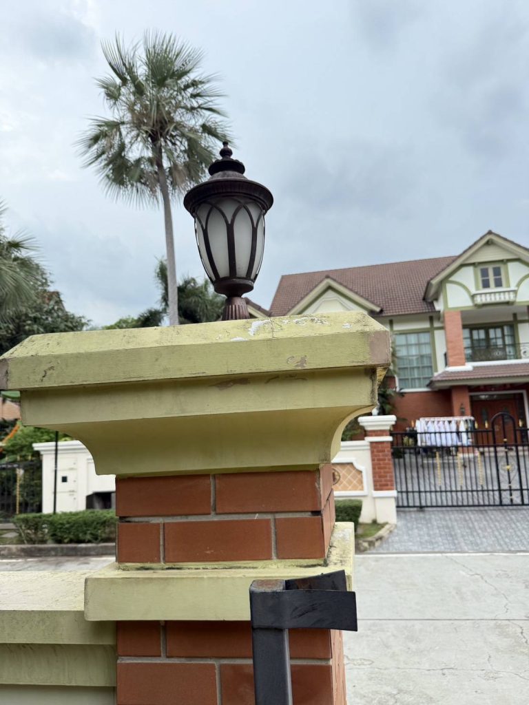 โคมไฟหัวเสา