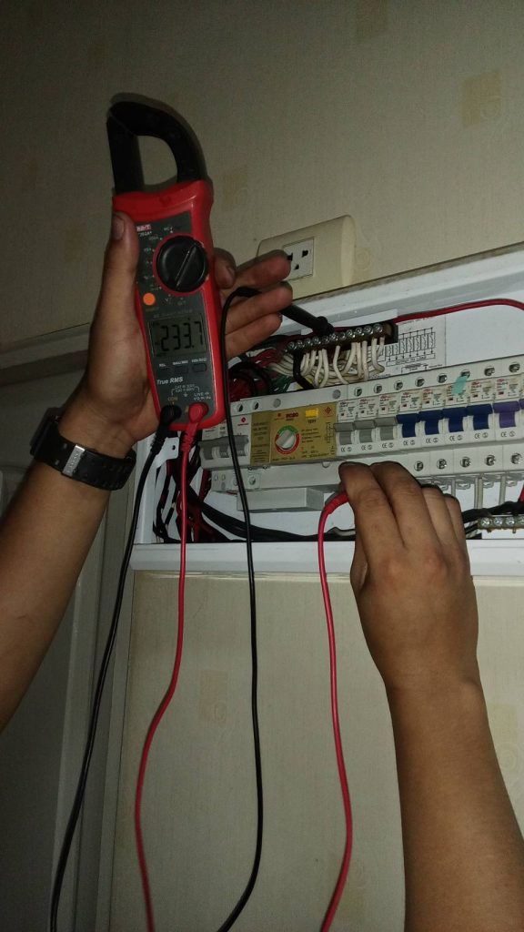 วัดไฟตู้คอนซูมเมอร์