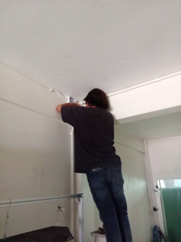 เดินท่อร้อยสาย