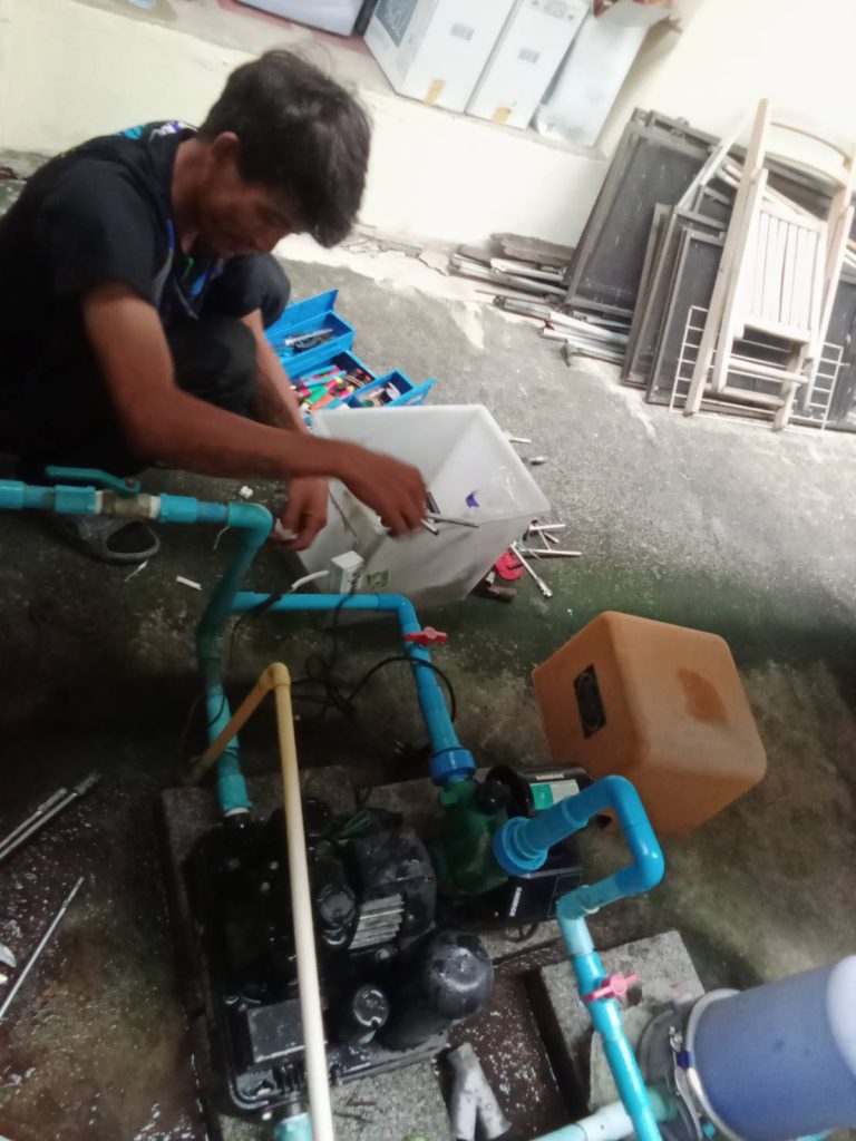 ซ่อมปั๊มน้ำ