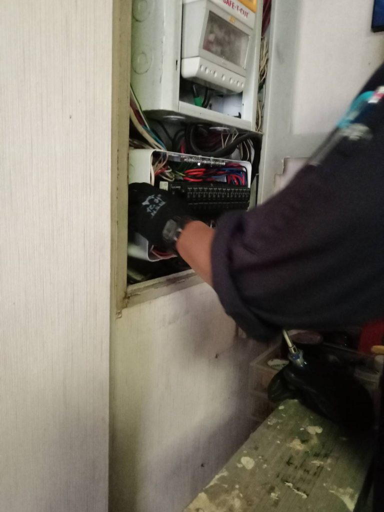 ตรวจเช็กตู้คอนซูมเมอร์