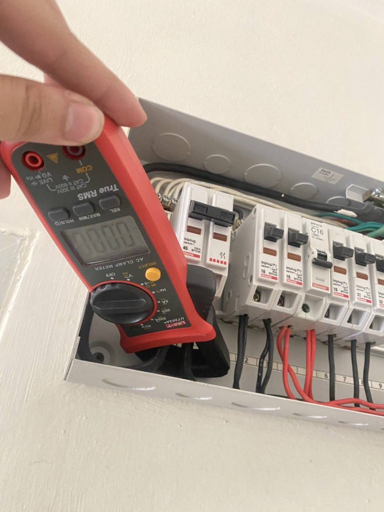 วัดไฟตู้คอนซูมเมอร์