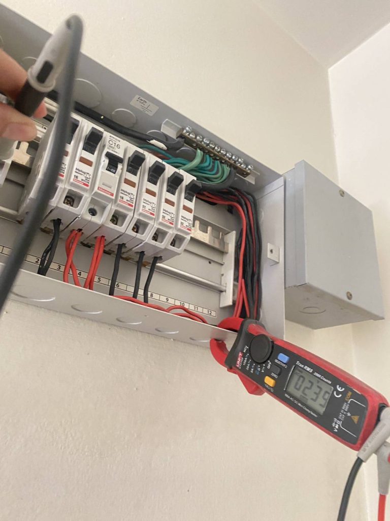 วัดไฟตู้คอนซูมเมอร์