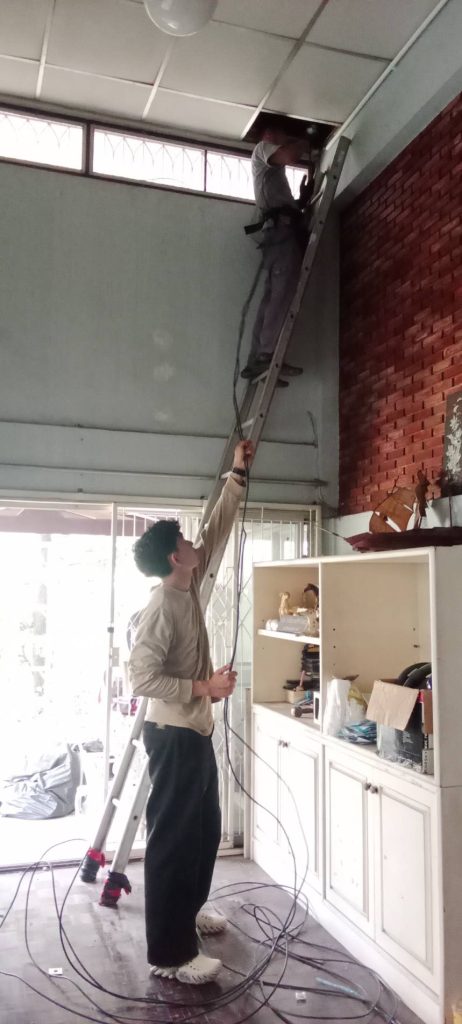 เดินท่อร้อยสาย