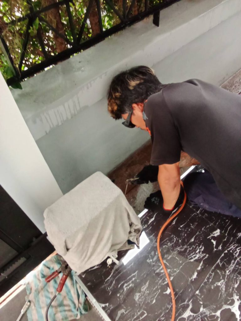 เชื่อมฐานมอเตอร์ประตูรีโมท