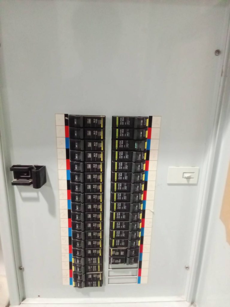 ตู้โหลดเซ็นเตอร์