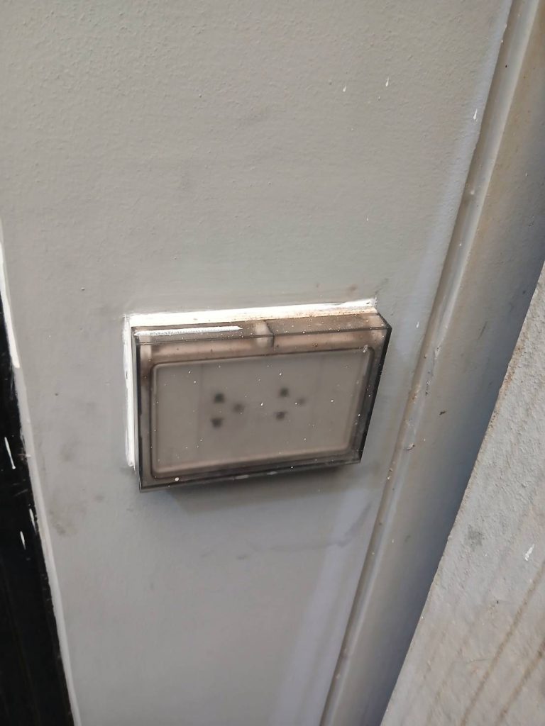 ปลั๊กไฟ