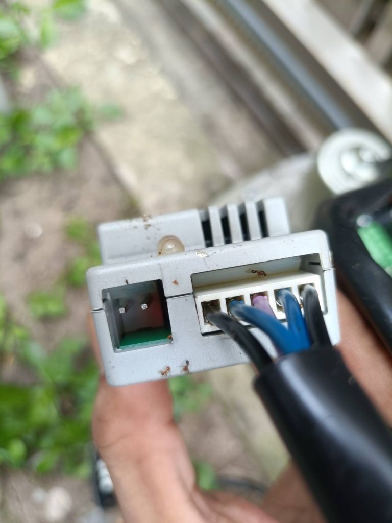 ซ่อมมอเตอร์ประตูรีโมท