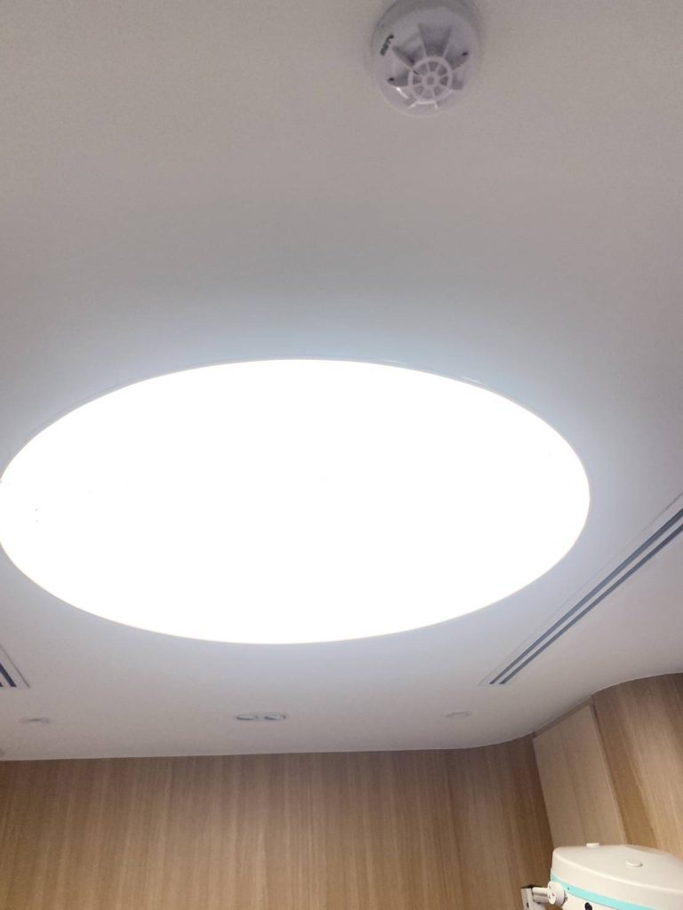 ติดตั้งไฟให้ความสว่าง