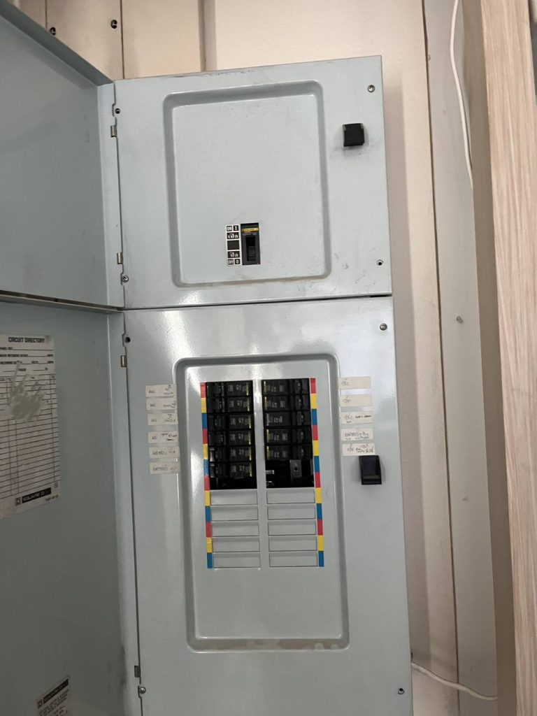 ตู้โหลดเซ็นเตอร์