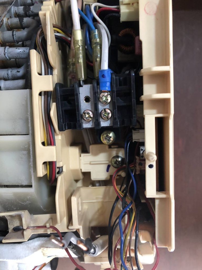 แผงวงจรของเครื่องปรับอากาศ