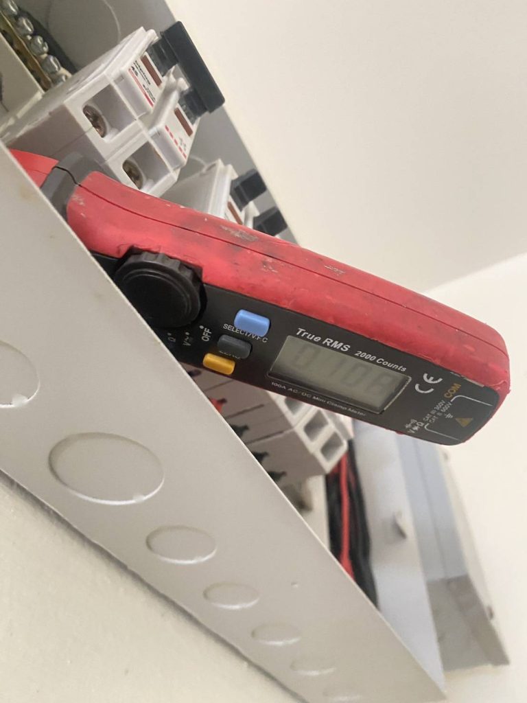 วัดไฟตู้คอนซูมเมอร์