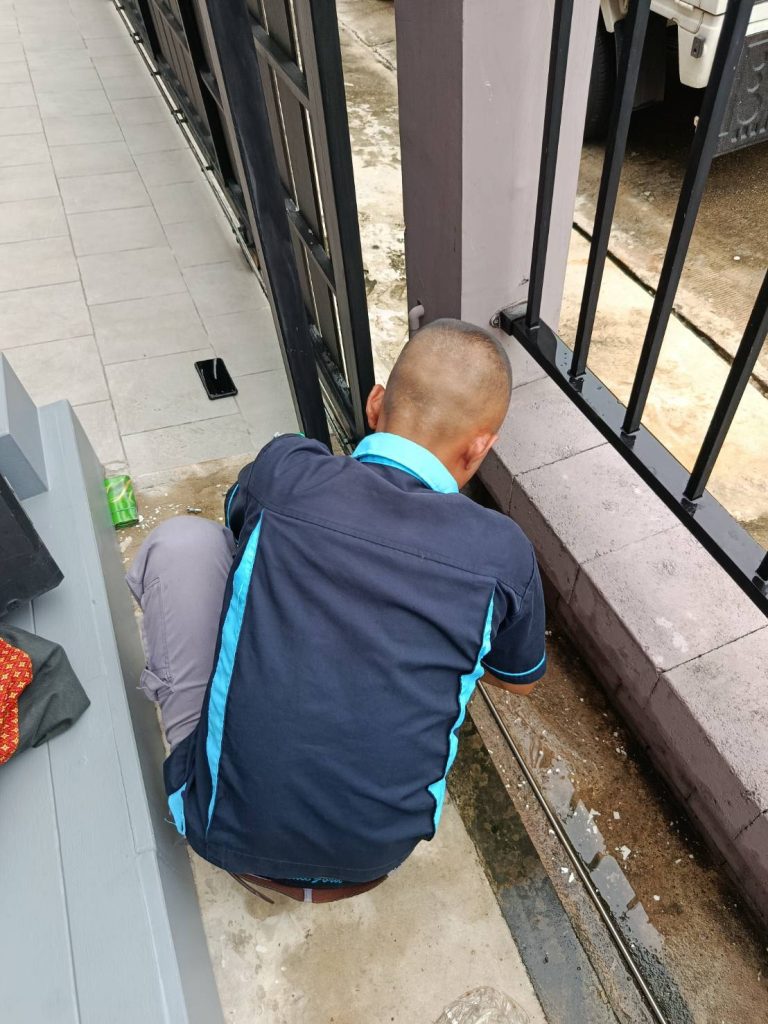 ตรวจเช็กมอเตอร์ประตูรีโมท