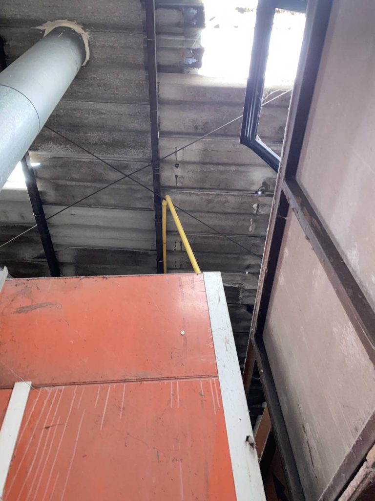 แนวท่อสายไฟ