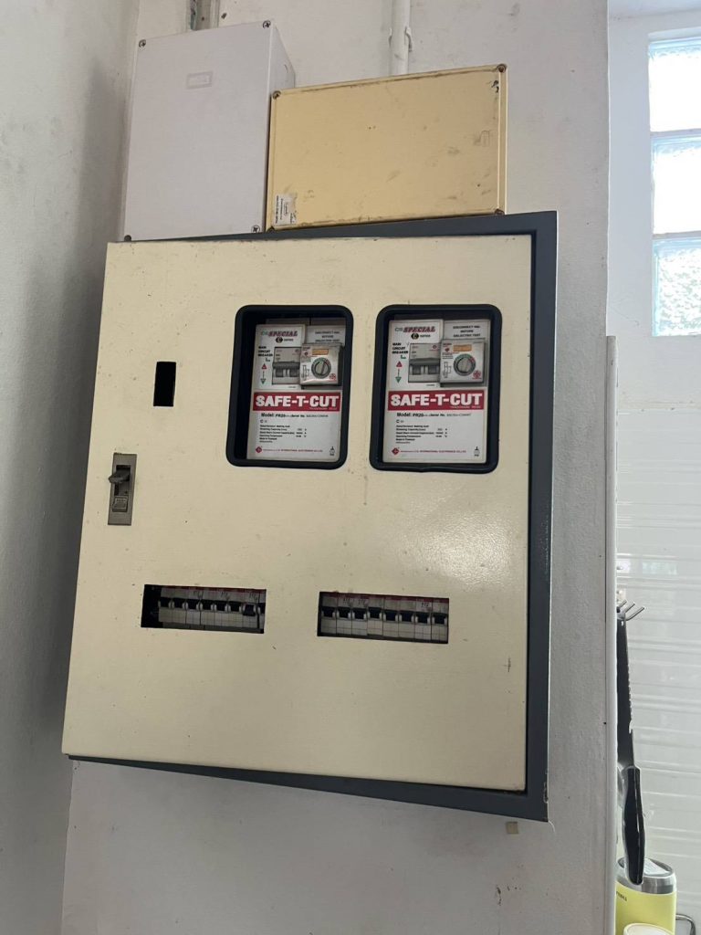 ตู้เมนไฟฟ้า