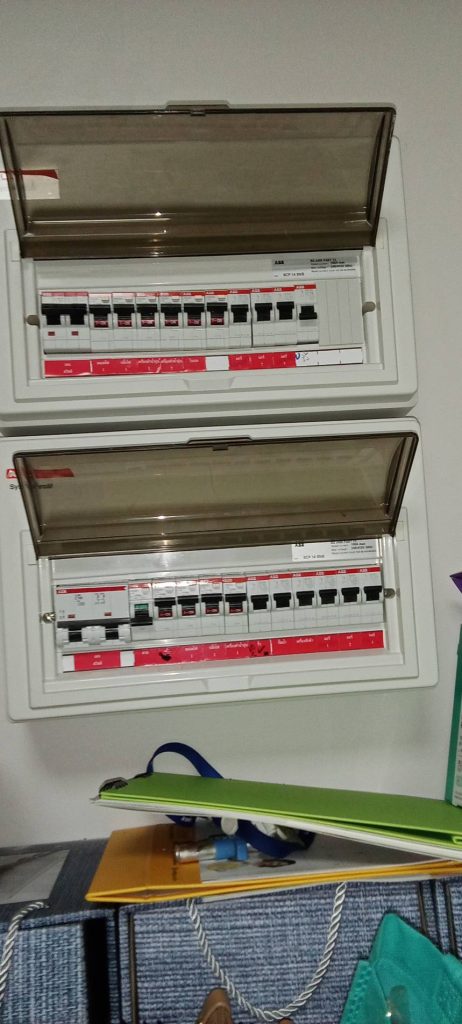 คอนซูมเมอร์ยูนิตสองชั้น