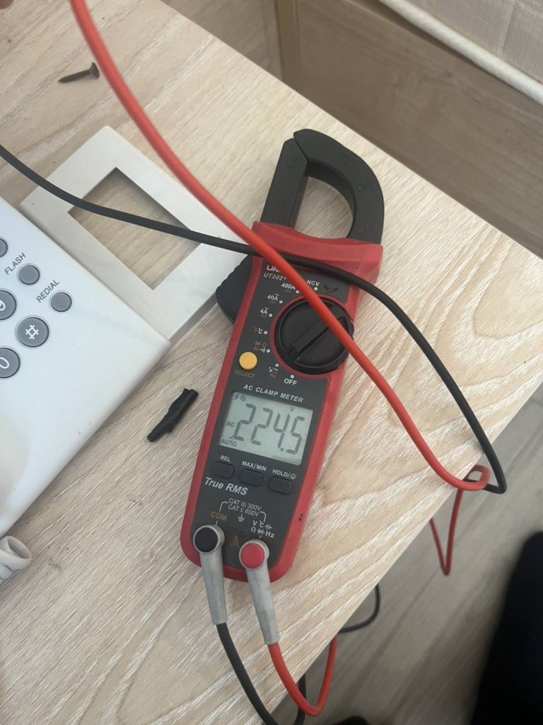 clamp meter