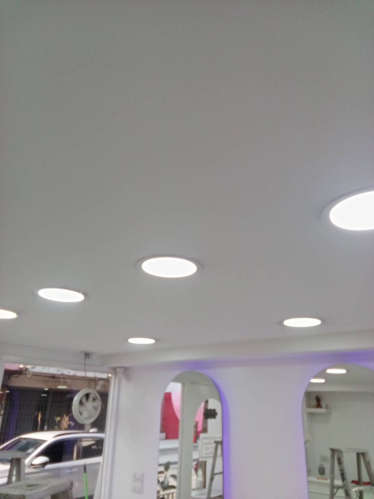 ดาวน์ไลท์