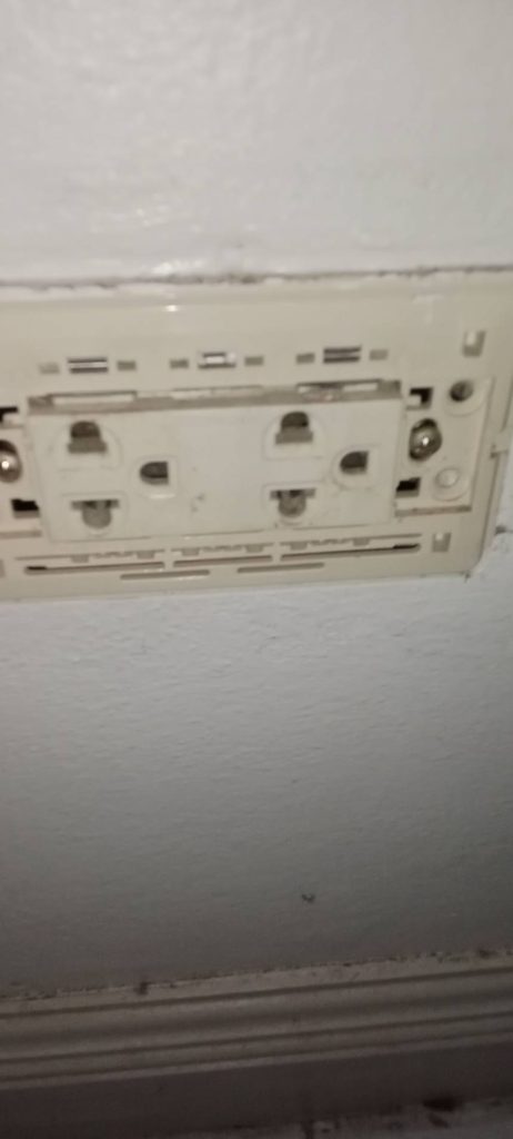 ปลั๊กไฟ